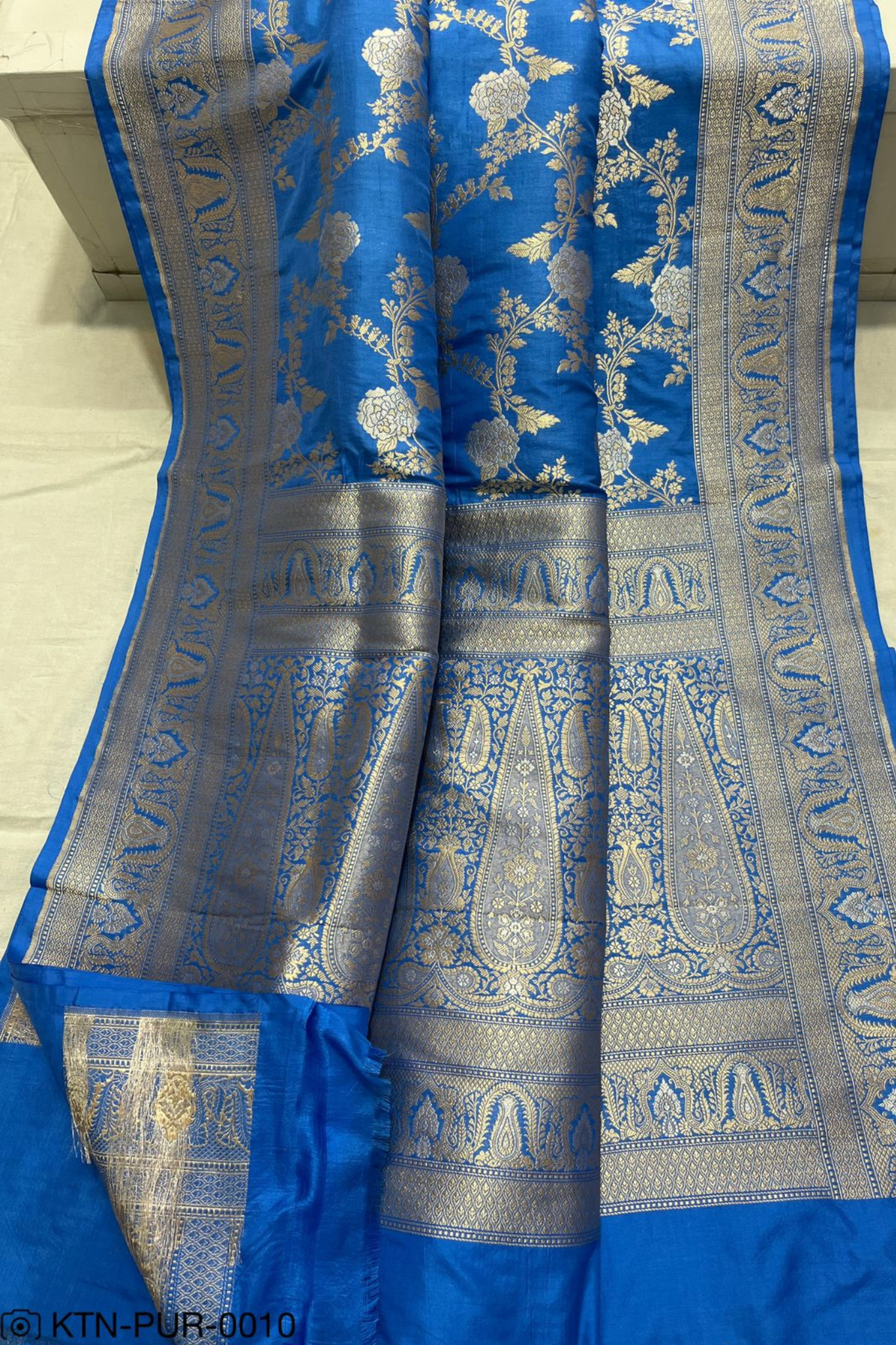 Royal Blue Banarasi Jaal Jangla Saree With Intricate Zari Weaving