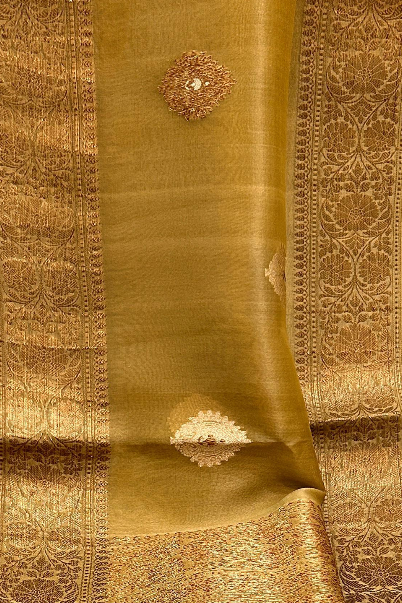 Persian Rust Banarasi  Kora Silk Saree With Grand Matt Finish