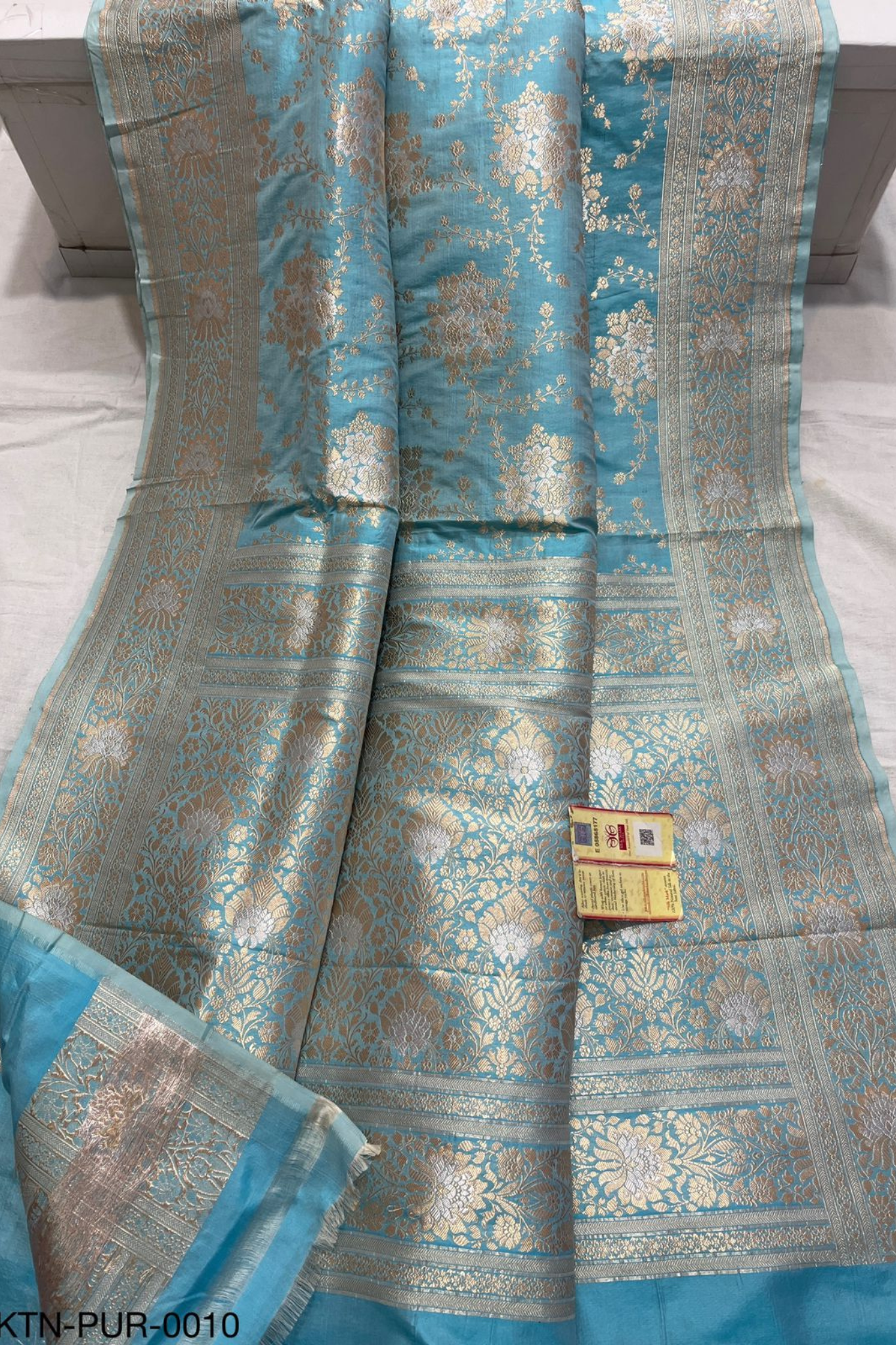 Sky Blue Banarasi  Jaal Jangla Saree With Intricate Zari Weaving