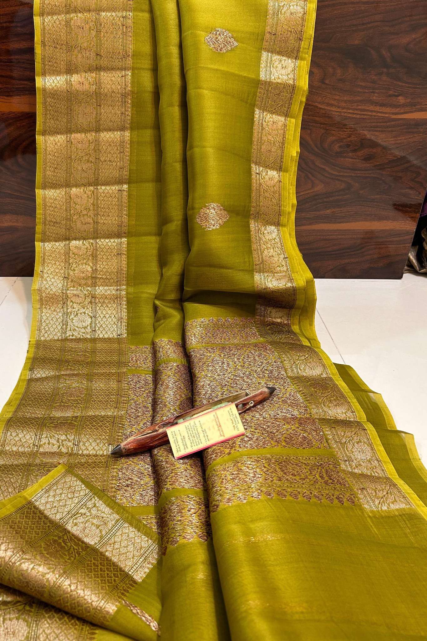 Smith Green Banarasi  Kora Silk Saree With Grand Matt Finish