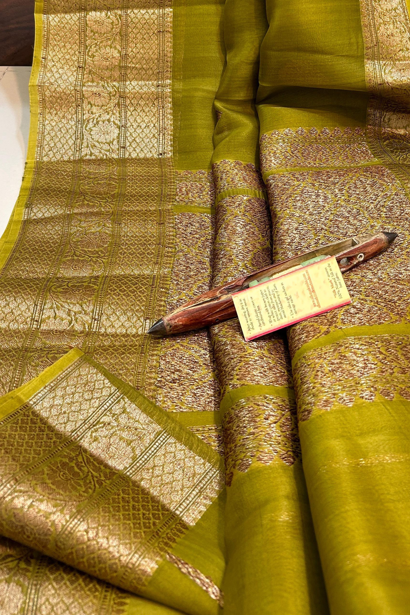 Smith Green Banarasi  Kora Silk Saree With Grand Matt Finish