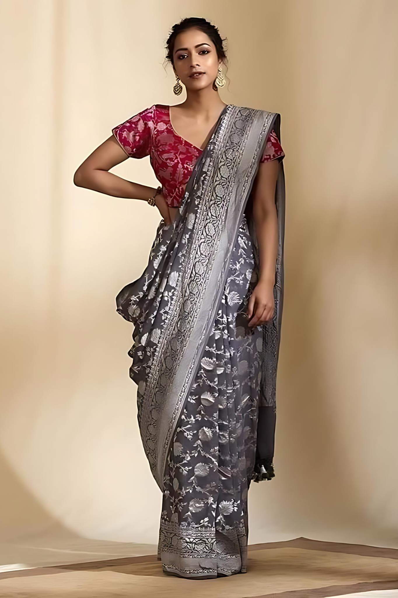 Charcoai Greyi Pure Banarasi Khaddi Georgette Saree