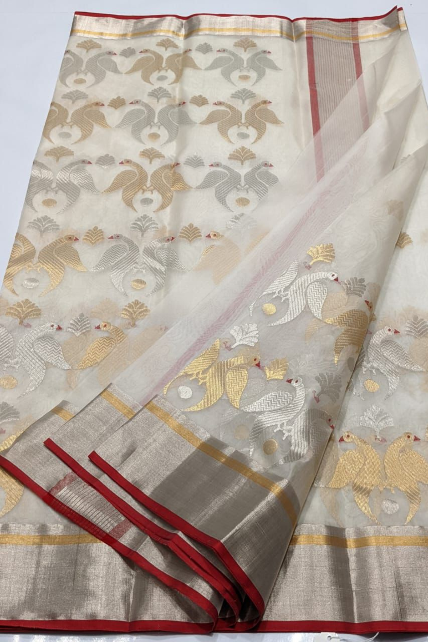 Pearl White Traditional Chanderi Pure Silk Saree