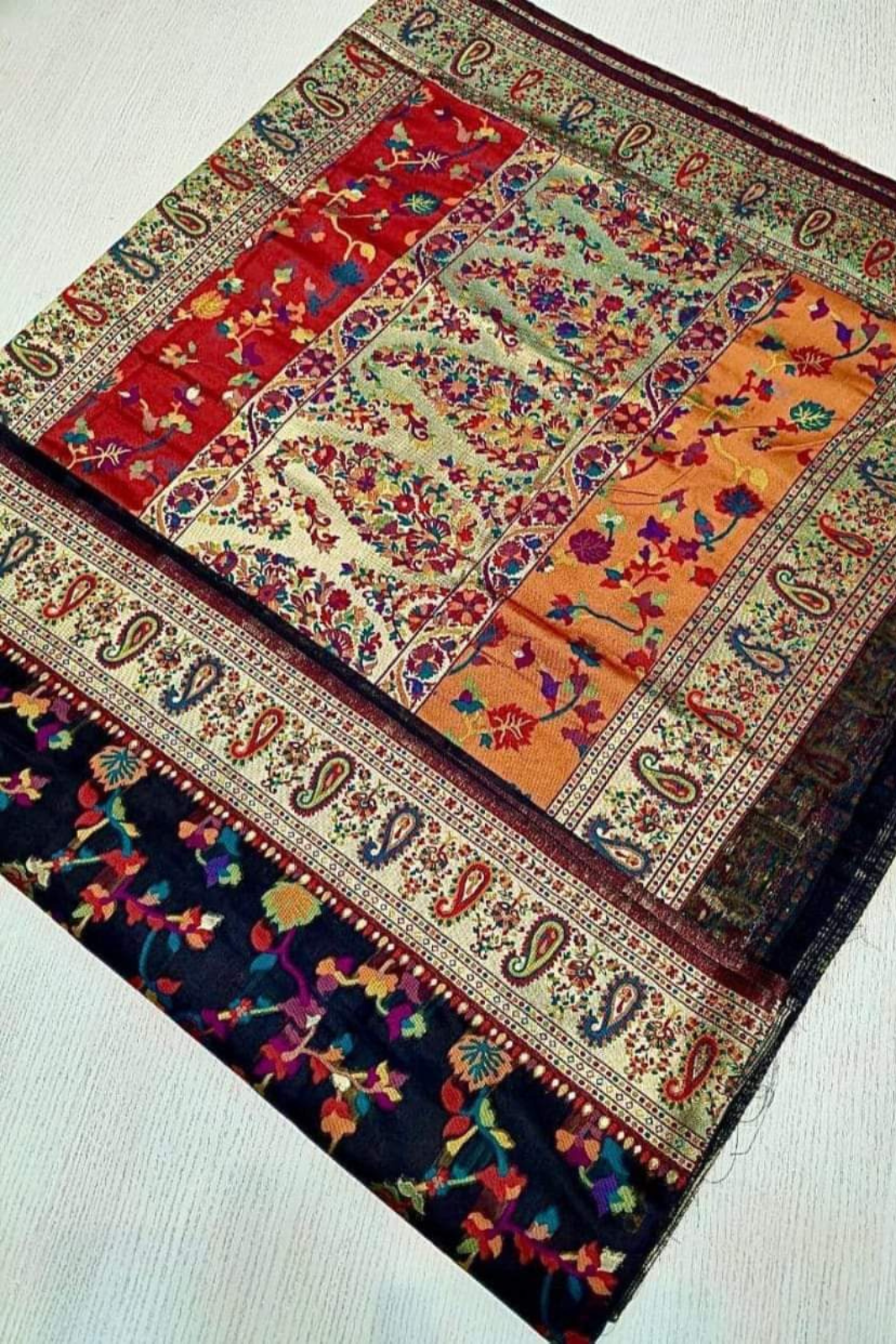 Exotic Collection Of Rich Resham Kashmiri  Kani Weaving Saree