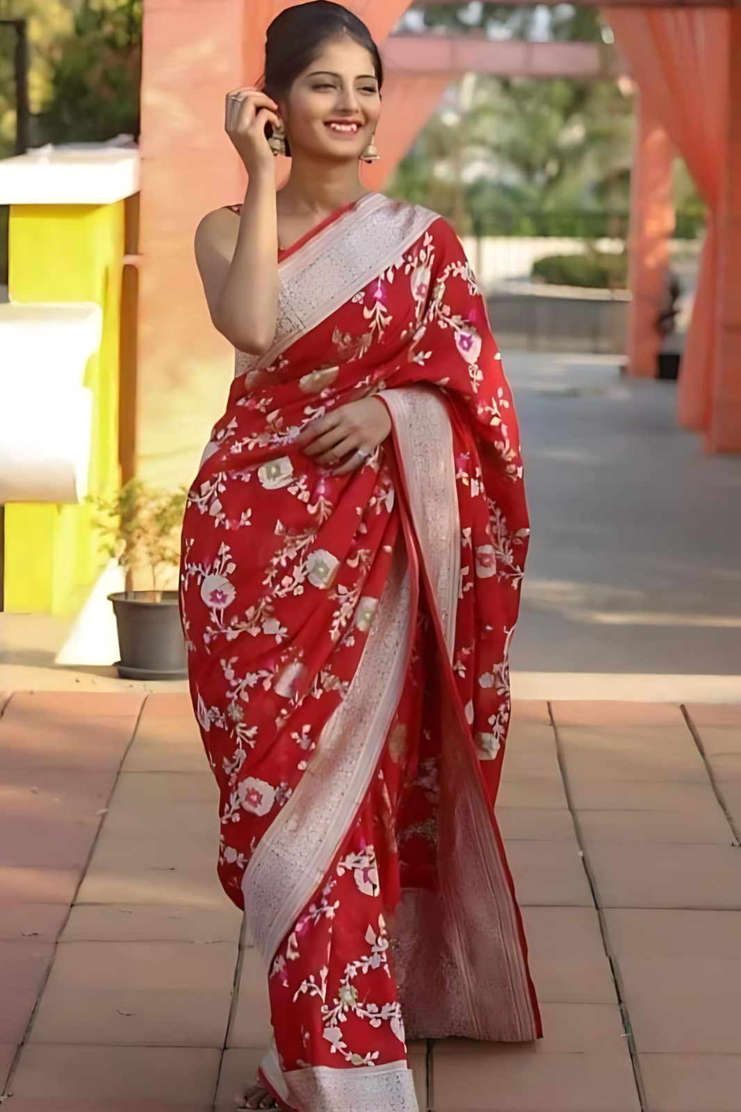 Sindoori Red Pure Banarasi Semi Khaddi Georgette Saree