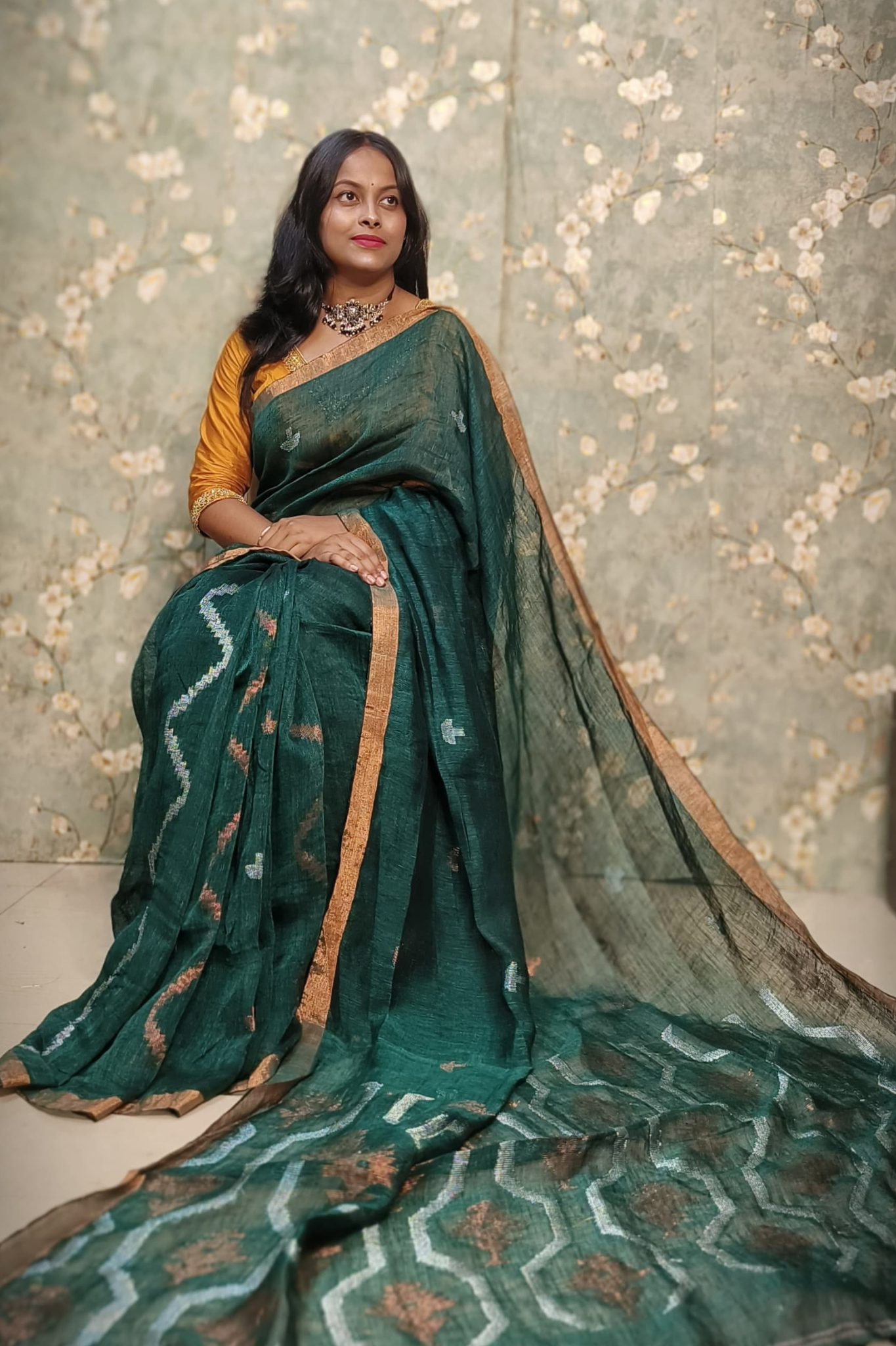 Bottle Green Pure Linen Bangal Handloom Saree