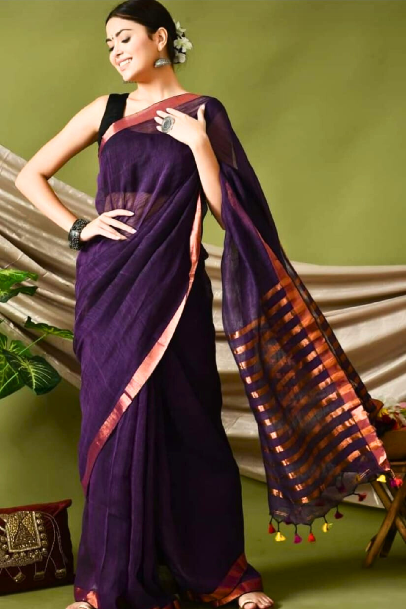 Wine Pure Linen Bangal Handloom Saree