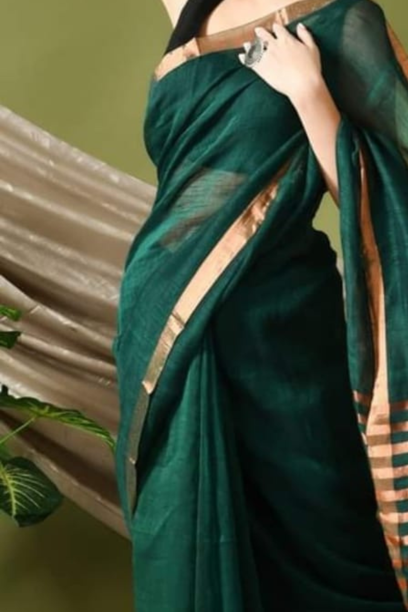 Bottle Green Pure Linen Bangal Handloom Saree