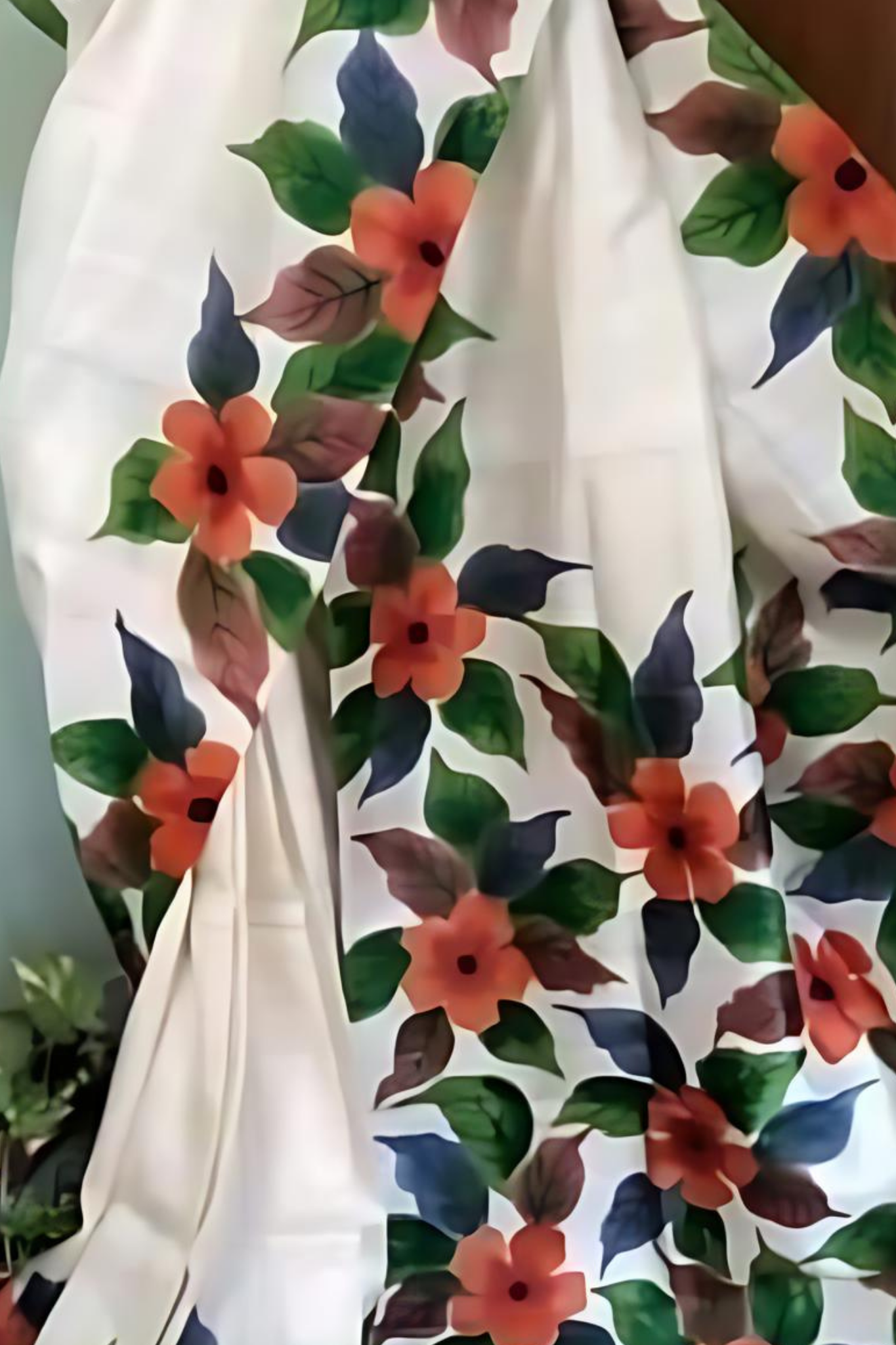 Pearl White With Chromatic Pure Bengal Handloom Saree