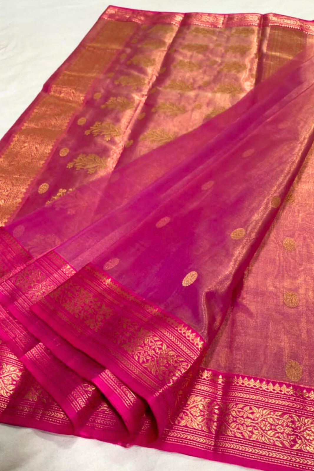 Magenta Pink Dual Tone sarees with naqshi pallu and border