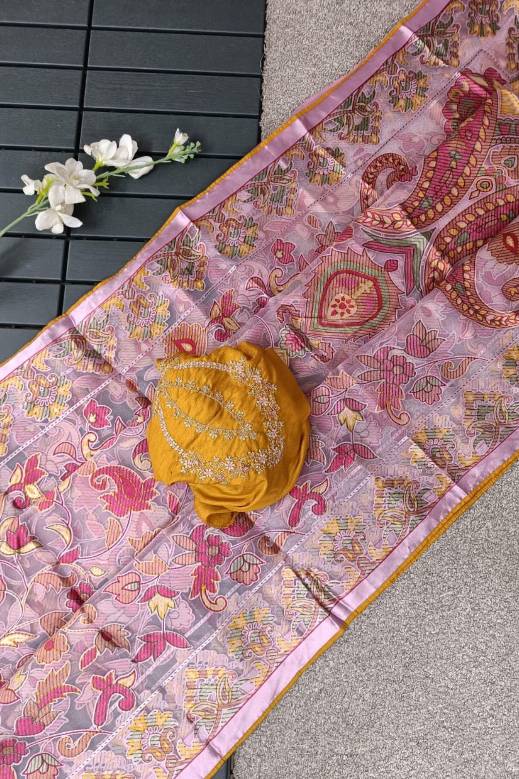Pure Brasso Silk Saree with Floral Weaves
