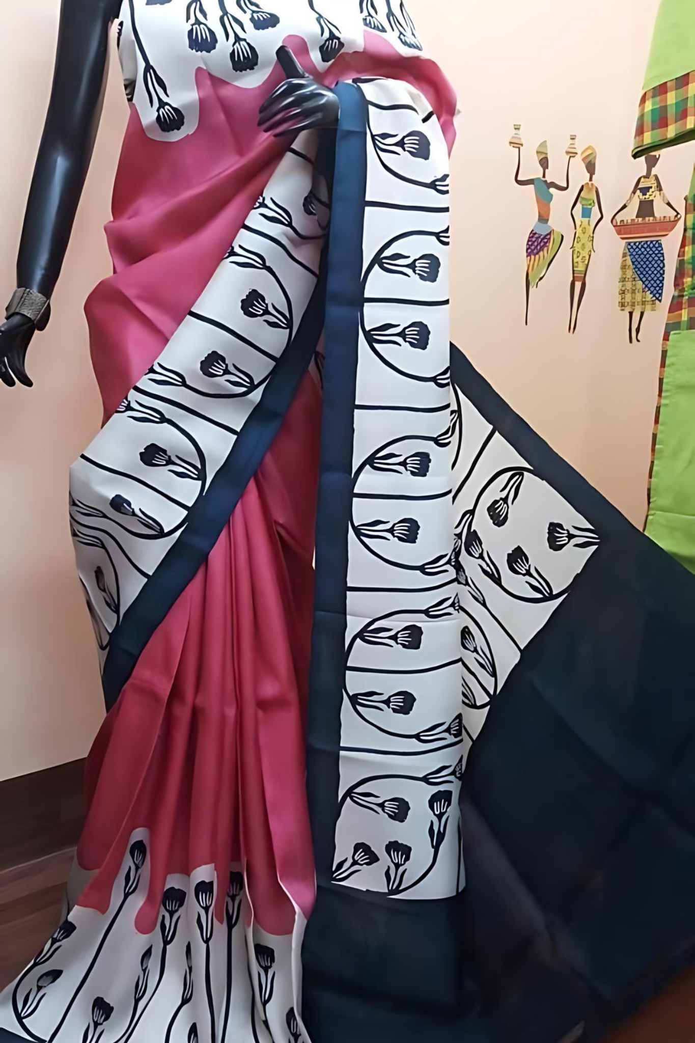 Barbie Pink Wíth White Handpainted Bengal Handloom Saree