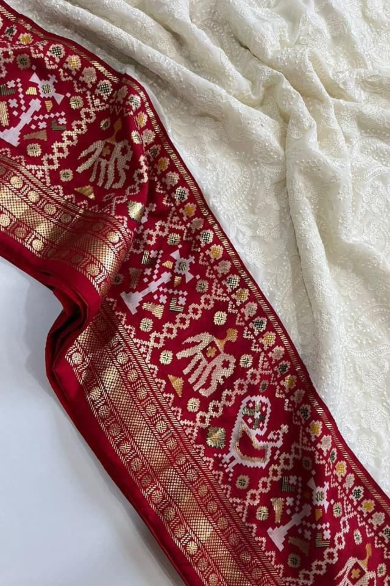 Pearl White With Rich Mehroon Georgette Chiknkaari Work Saree