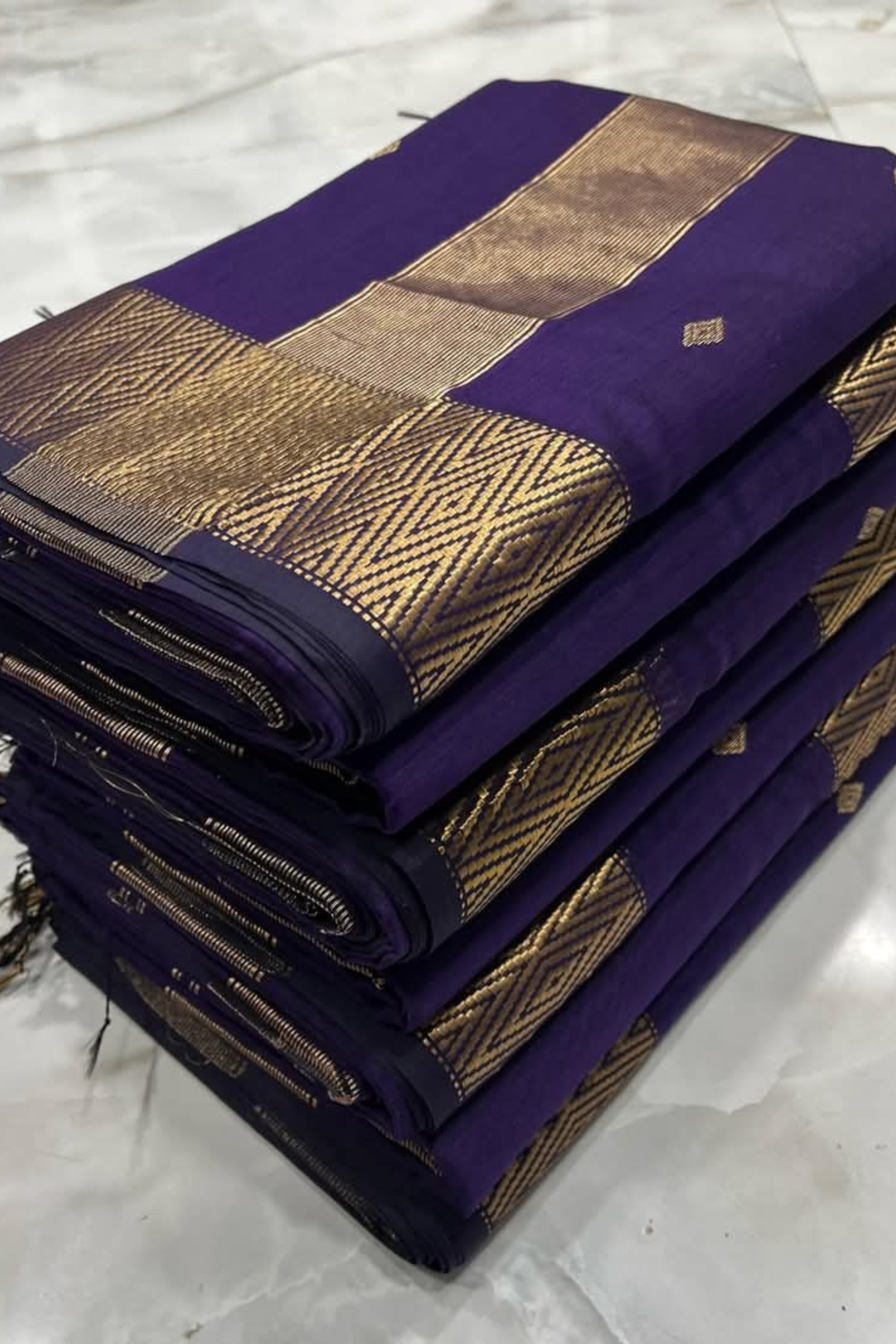 Royal Purple Maheshwari Silk Cotton Saree with Zari Border & Blouse
