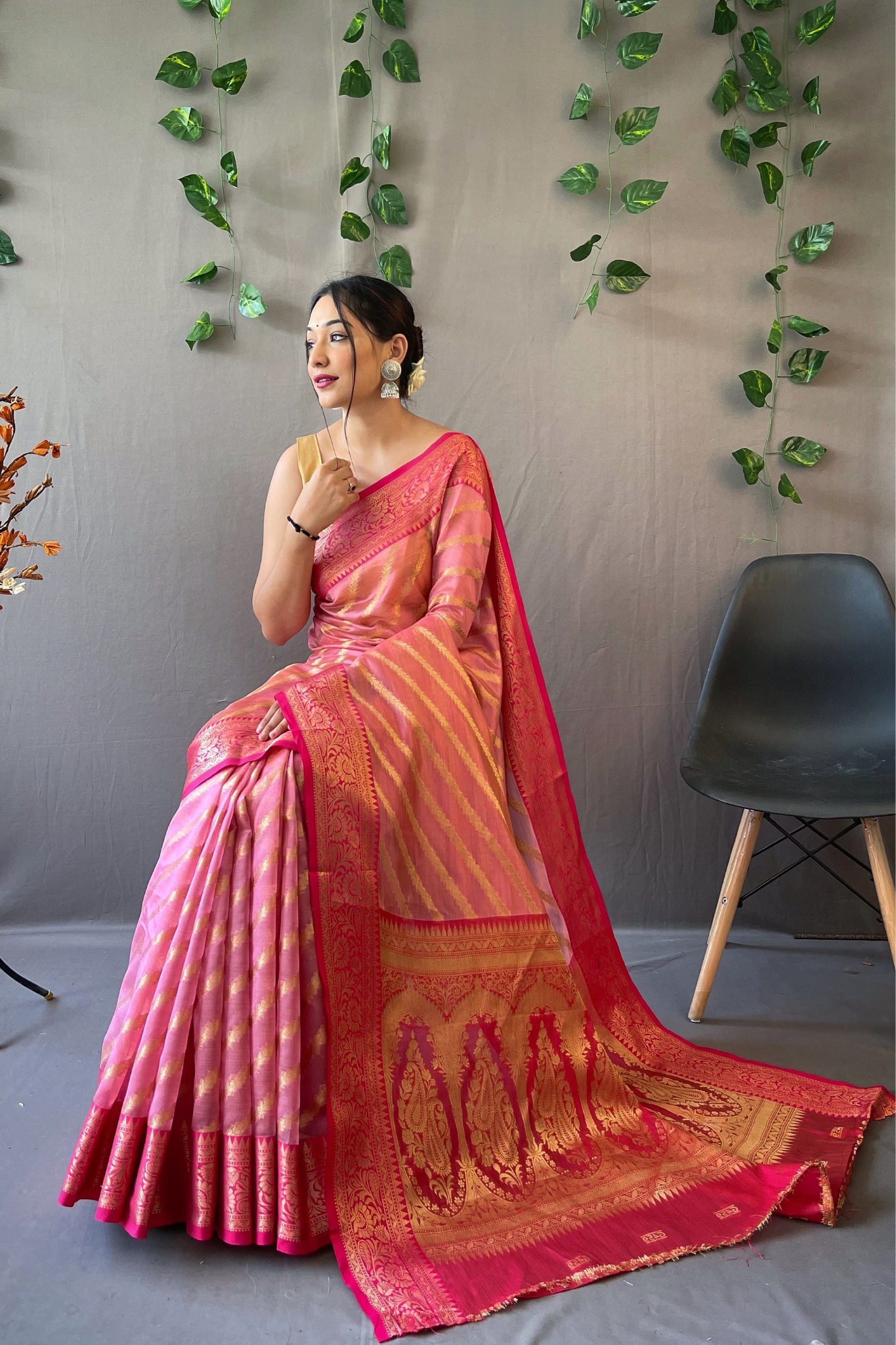 Flamingo Pink Lehriya Banarasi Kora Silk Sarees With Blouse