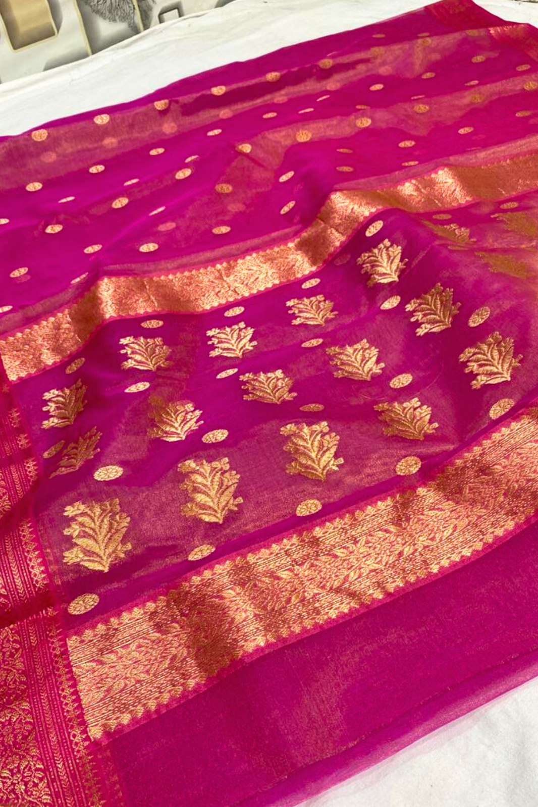 Magenta Pink Dual Tone sarees with naqshi pallu and border