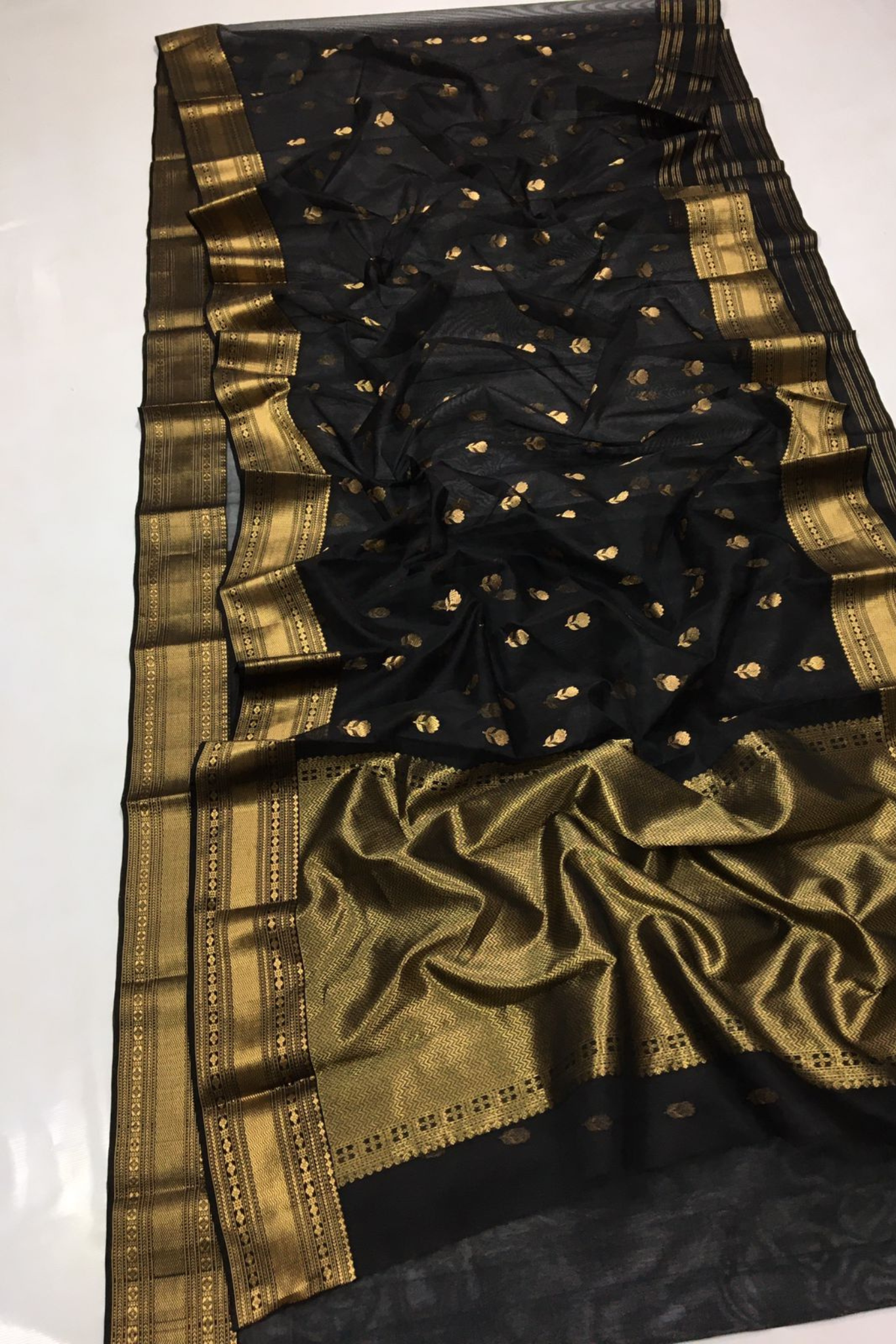 Bold Black Traditional Chanderi Pure Silk Saree
