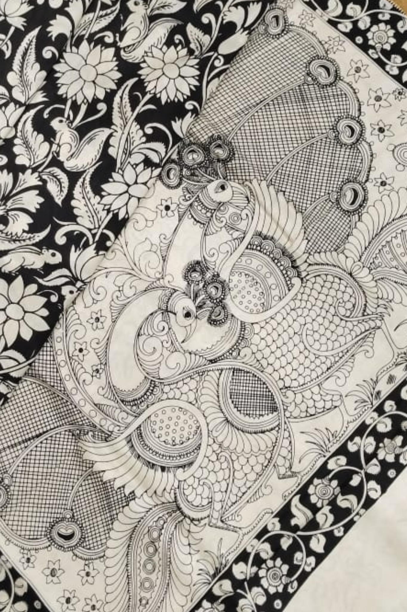 Monochrome Pen Kalamkari Silk Saree with Floral Body & Double Peacock Pallu