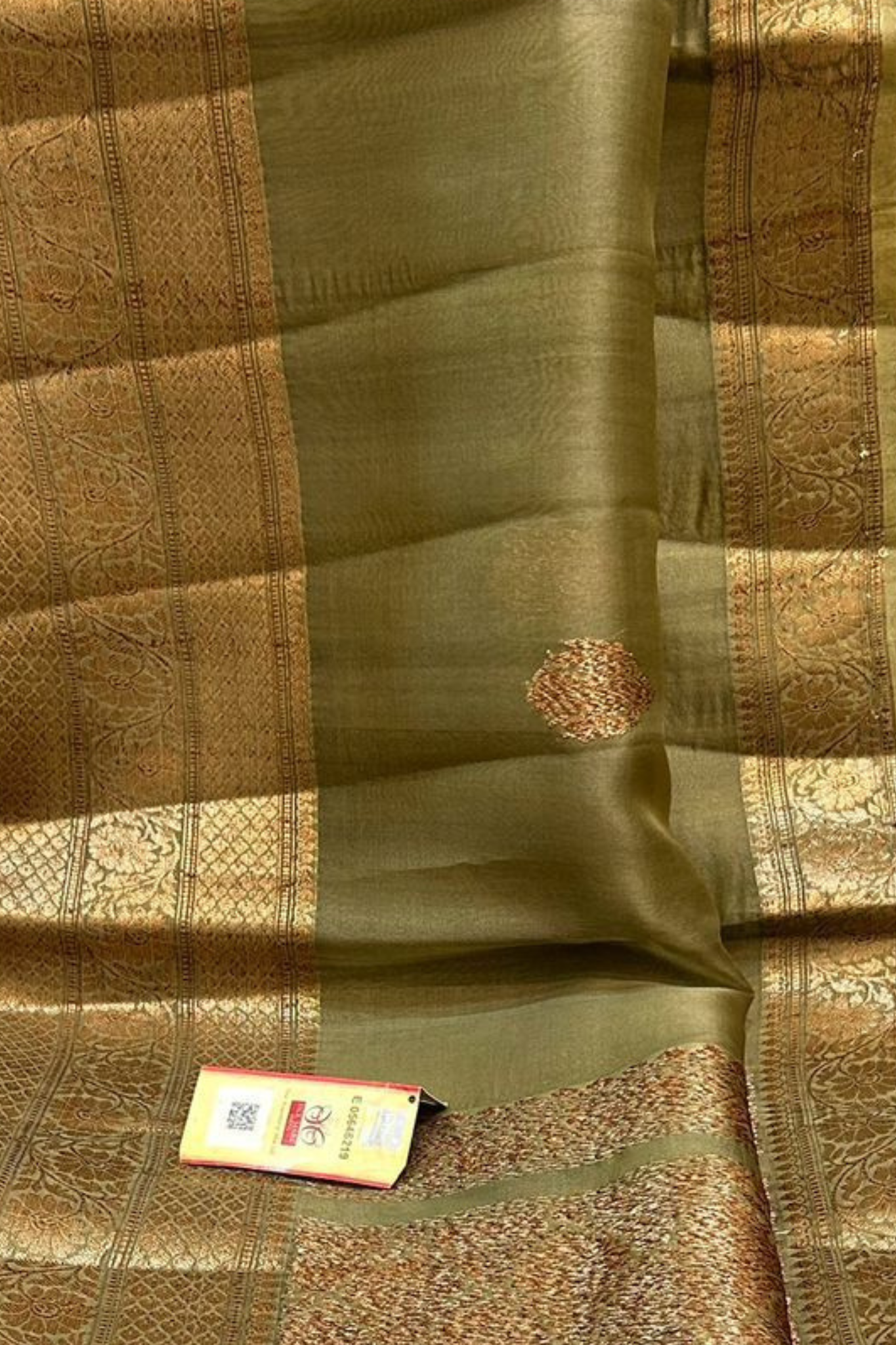 Olive Green Banarasi  Kora Silk Saree With Grand Matt Finish