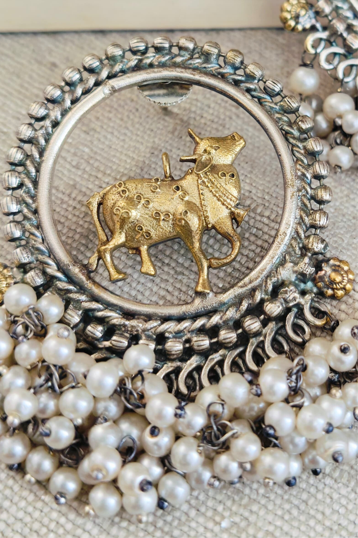 NANDI JI DUAL TONR MOST WANTED SILVERLOOKLIKE STUDS.