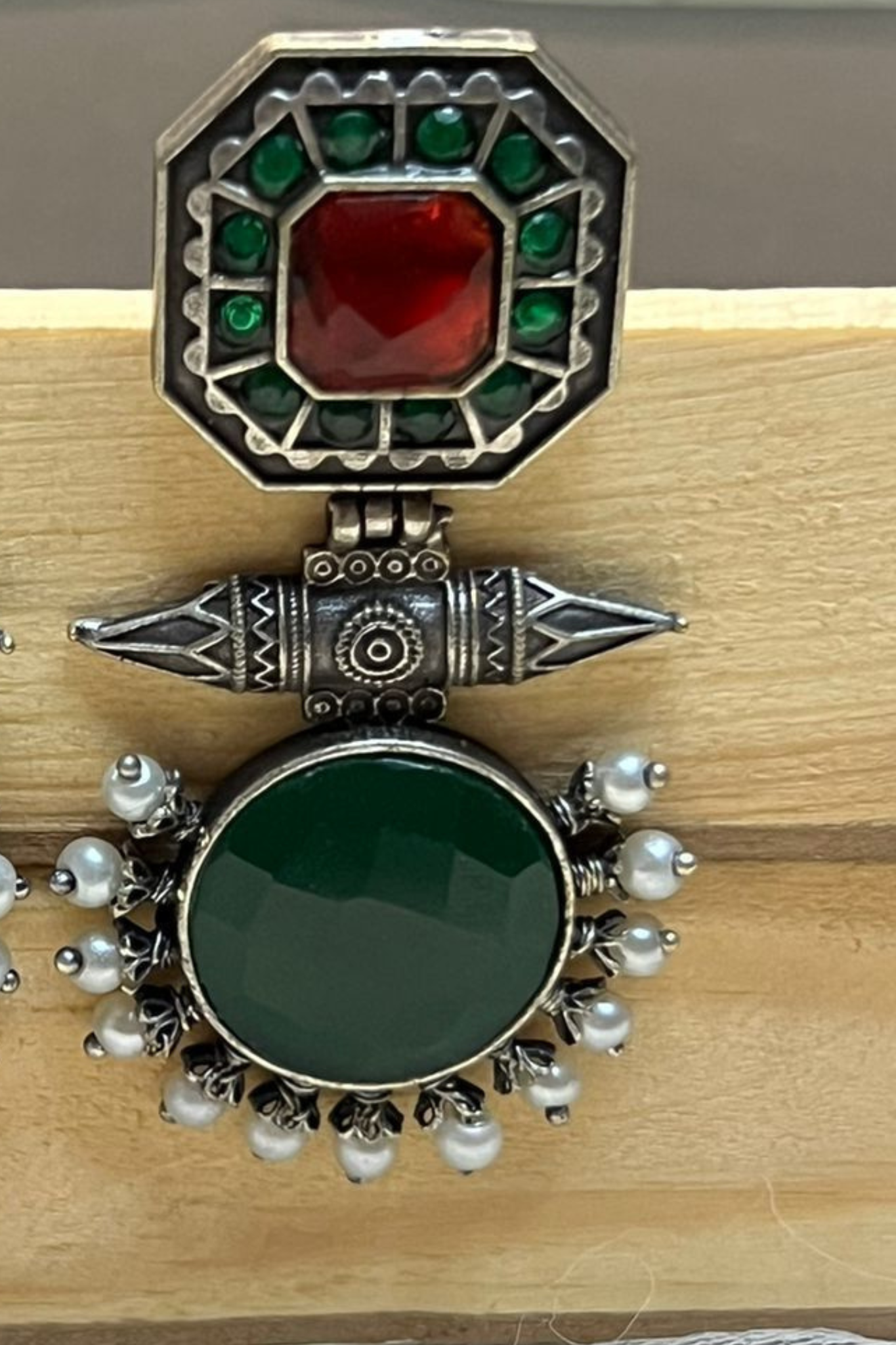 Original Stone Silver-look StudsOriginal Stone Silver-Look Stud Earrings – Red & Green with Pearl Detailing