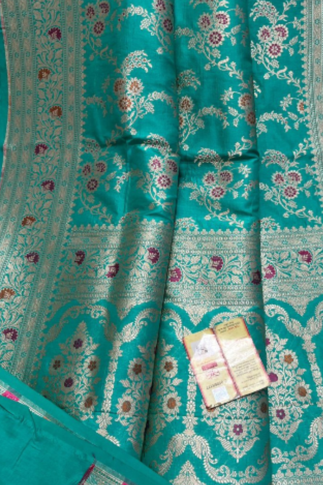 Firozi Banarasi Jaal Jangla Saree With Intricate Zari Weaving